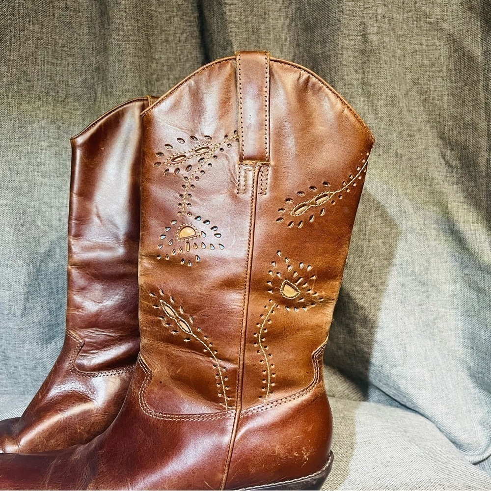 Leather Western Cowboy Boots - Picture 4 of 12